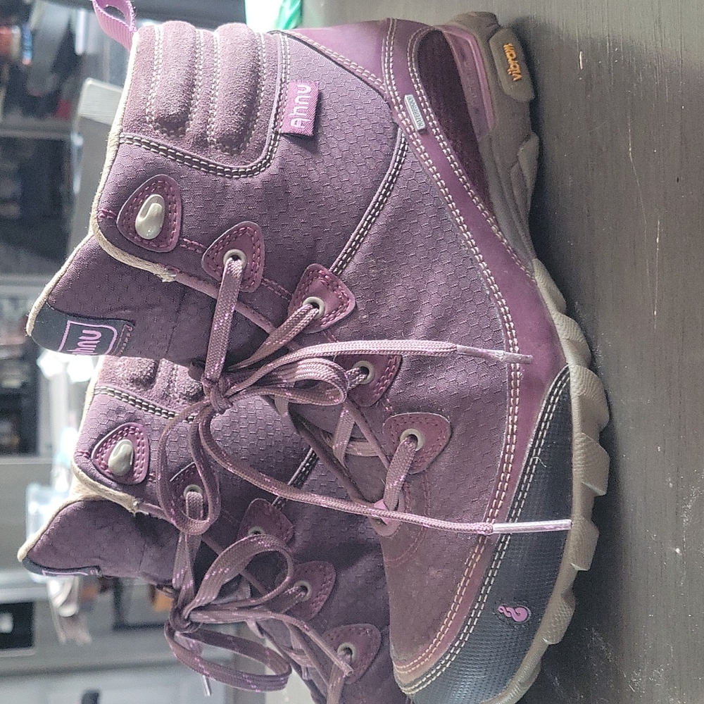 Ahnu Hiking Boots Size 8